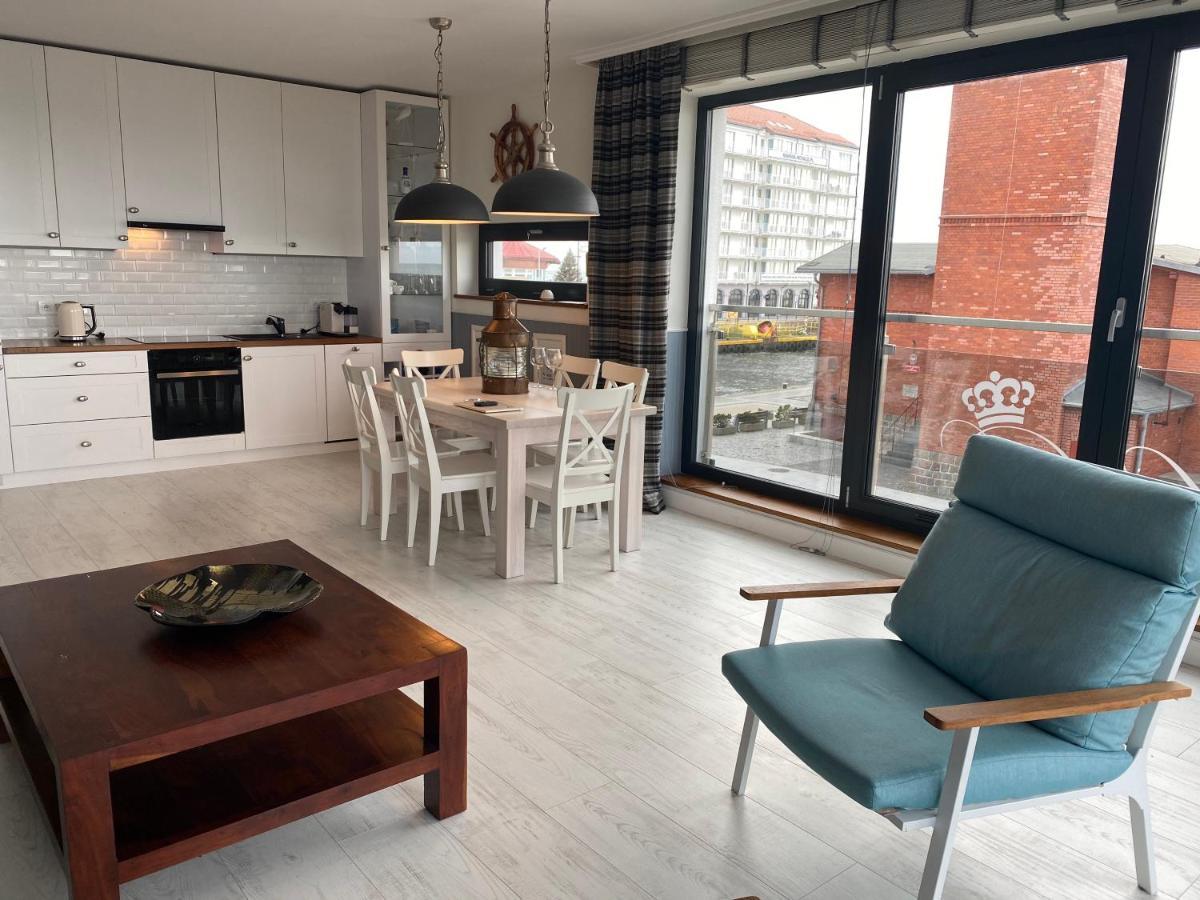 Apartament Blekitny Przy Latarni Ujście-Darłowskie Buitenkant foto