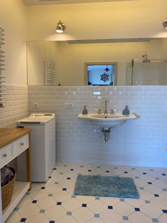 Apartament Blekitny Przy Latarni Ujście-Darłowskie Buitenkant foto